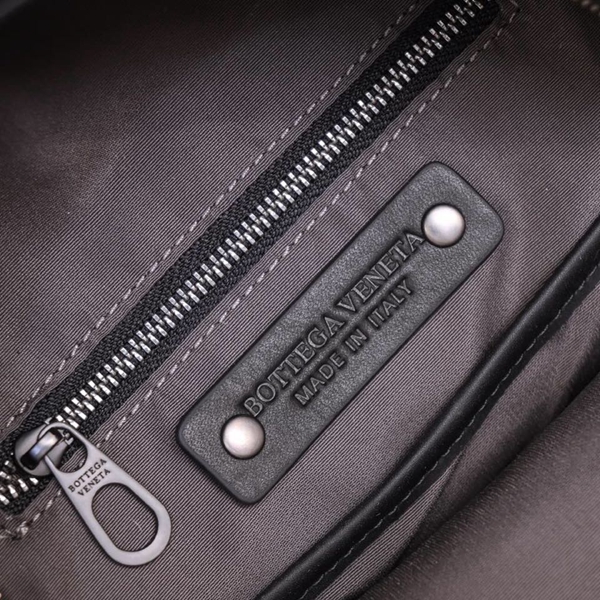 ボッテガヴェネタバッグ着用イメージ